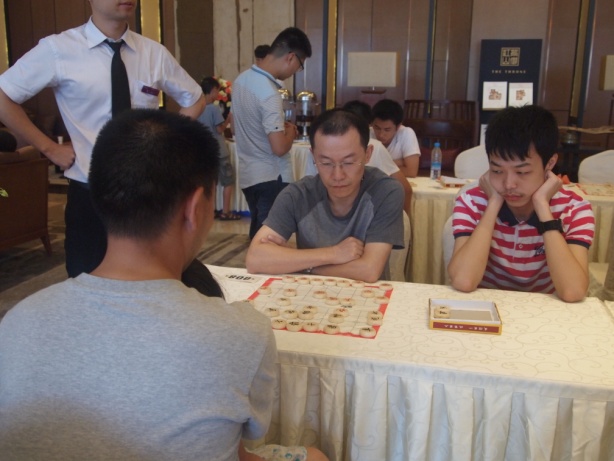 重庆紫御江山举办业主象棋比赛