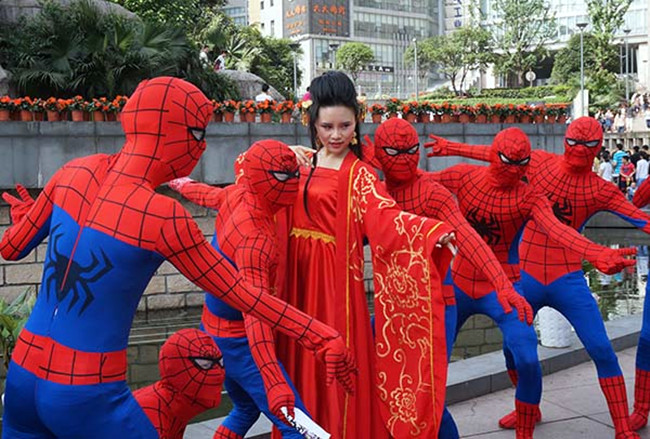 蜘蛛侠渝游记（一）：大波蜘蛛侠突袭重庆观音桥