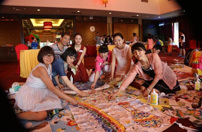 神游梦幻校园——记西安地区“童梦&#8226;同想”大型拼贴画活动
